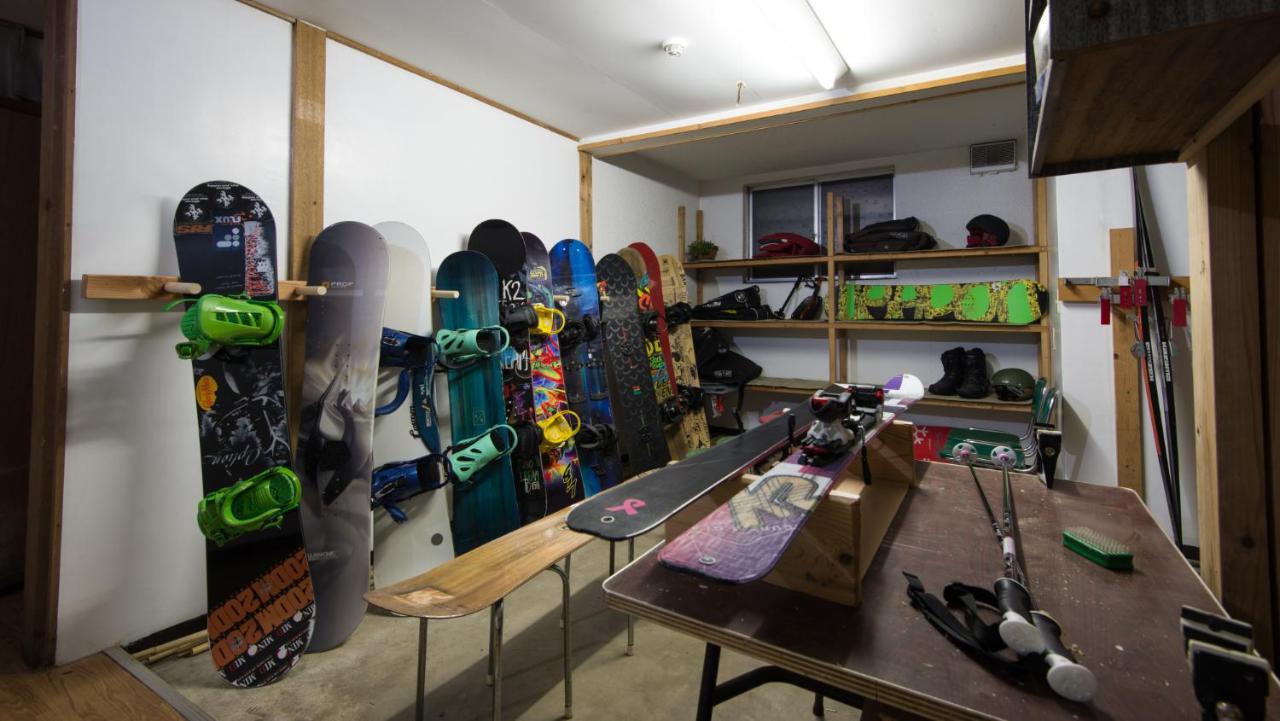 Myoko Powder Hostel Exterior photo