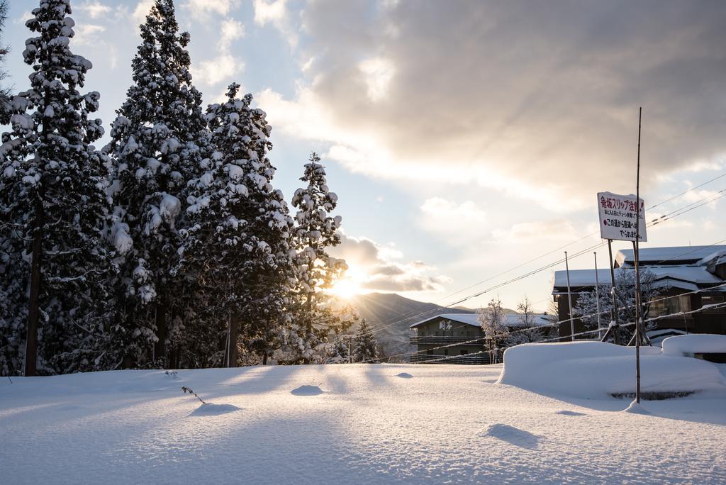 Myoko Powder Hostel Exterior photo